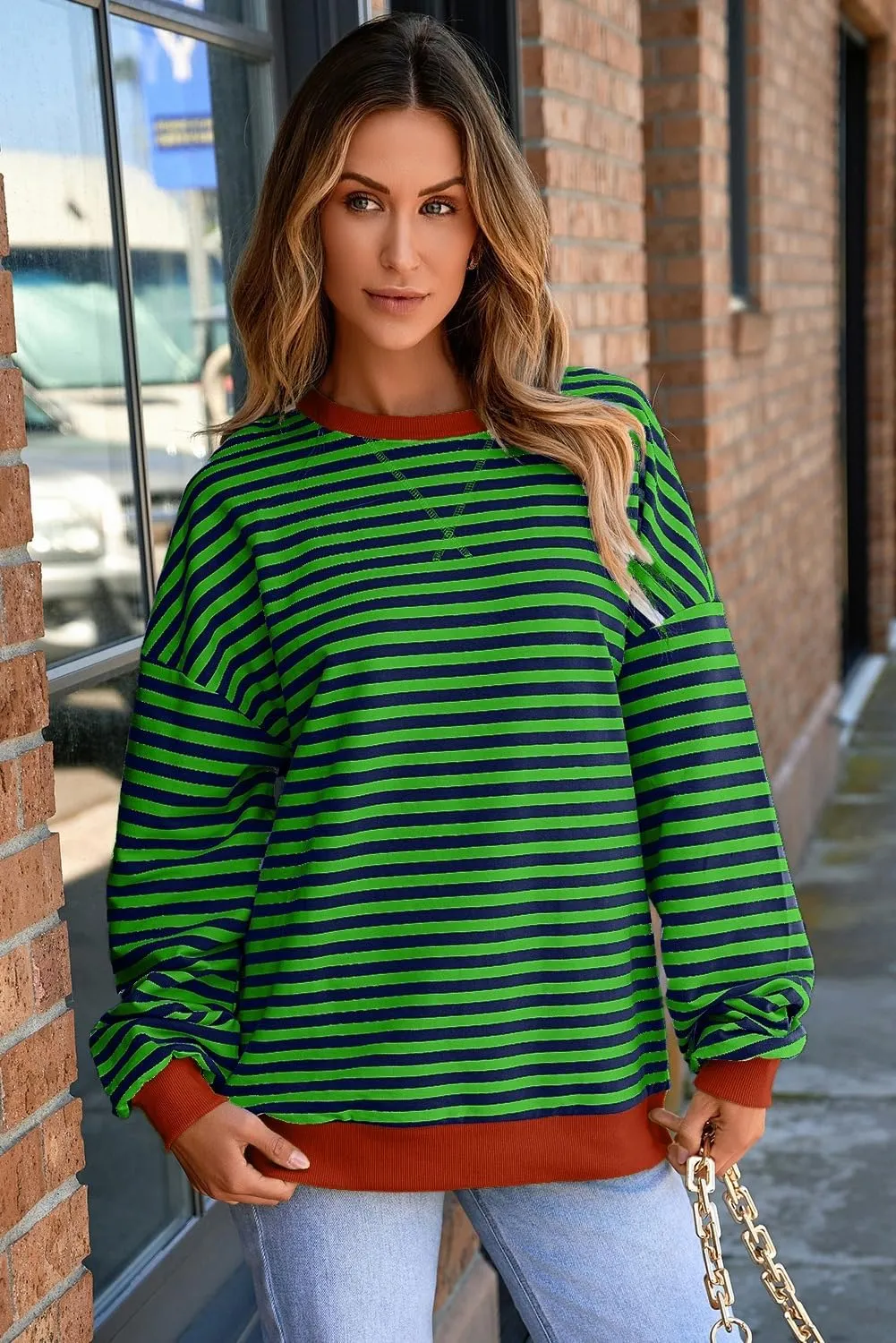AlvaQ Womens Oversized Sweatshirt 2024 Casual Crewneck Long Sleeve Colorblock Striped Pullover Tunic Tops Outfits