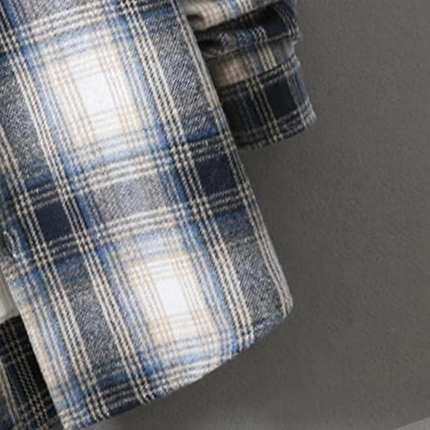 Mens Flannel Shirts Long Sleeve Plaid Lightweight Hooded Flannel Shirt Jacket Casual Button Down Fall Shacket
