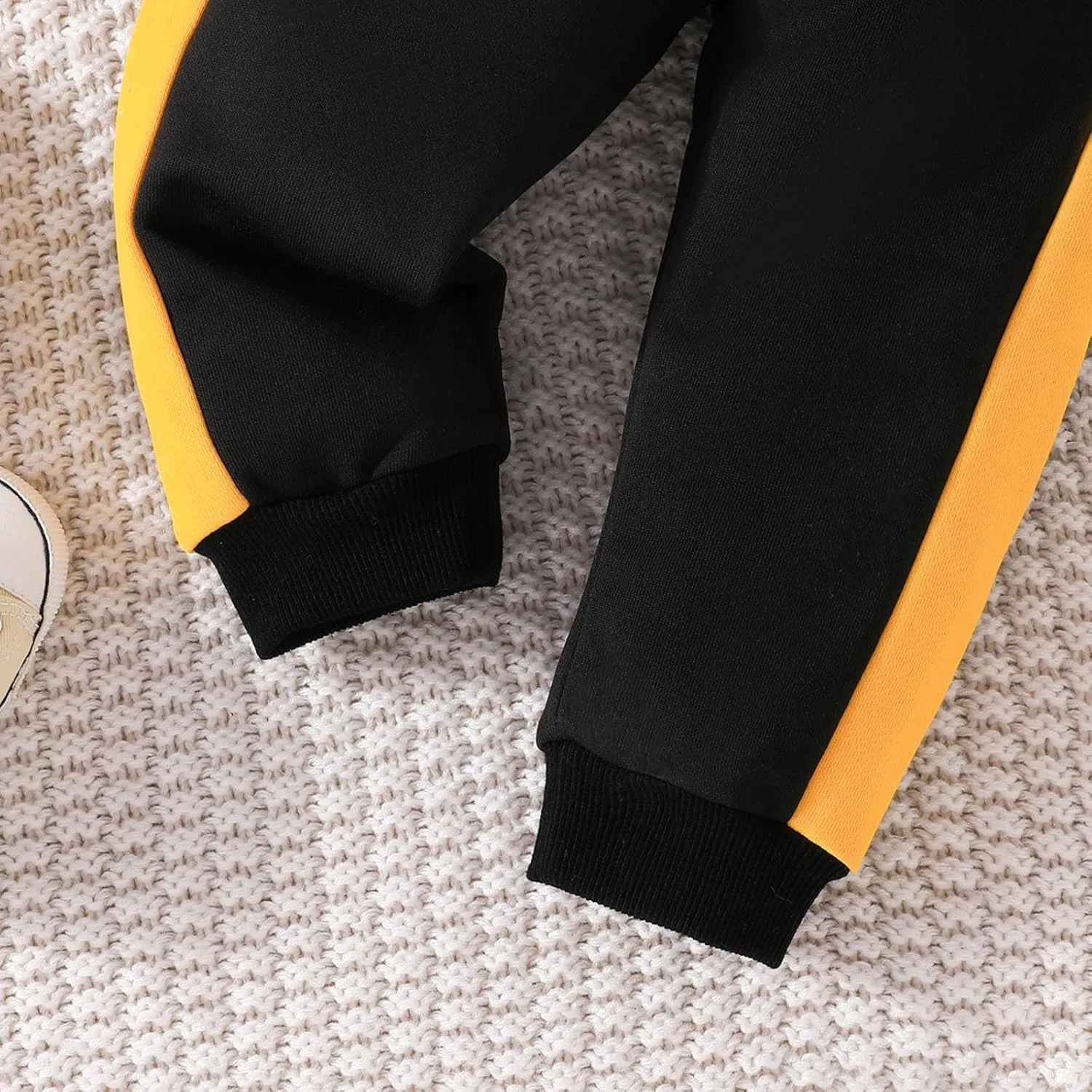 Pant Sets for Boys Crewneck Fall Winter Pullover and Jogger Sweatpants Athletic Set Stylish Sport Outfits