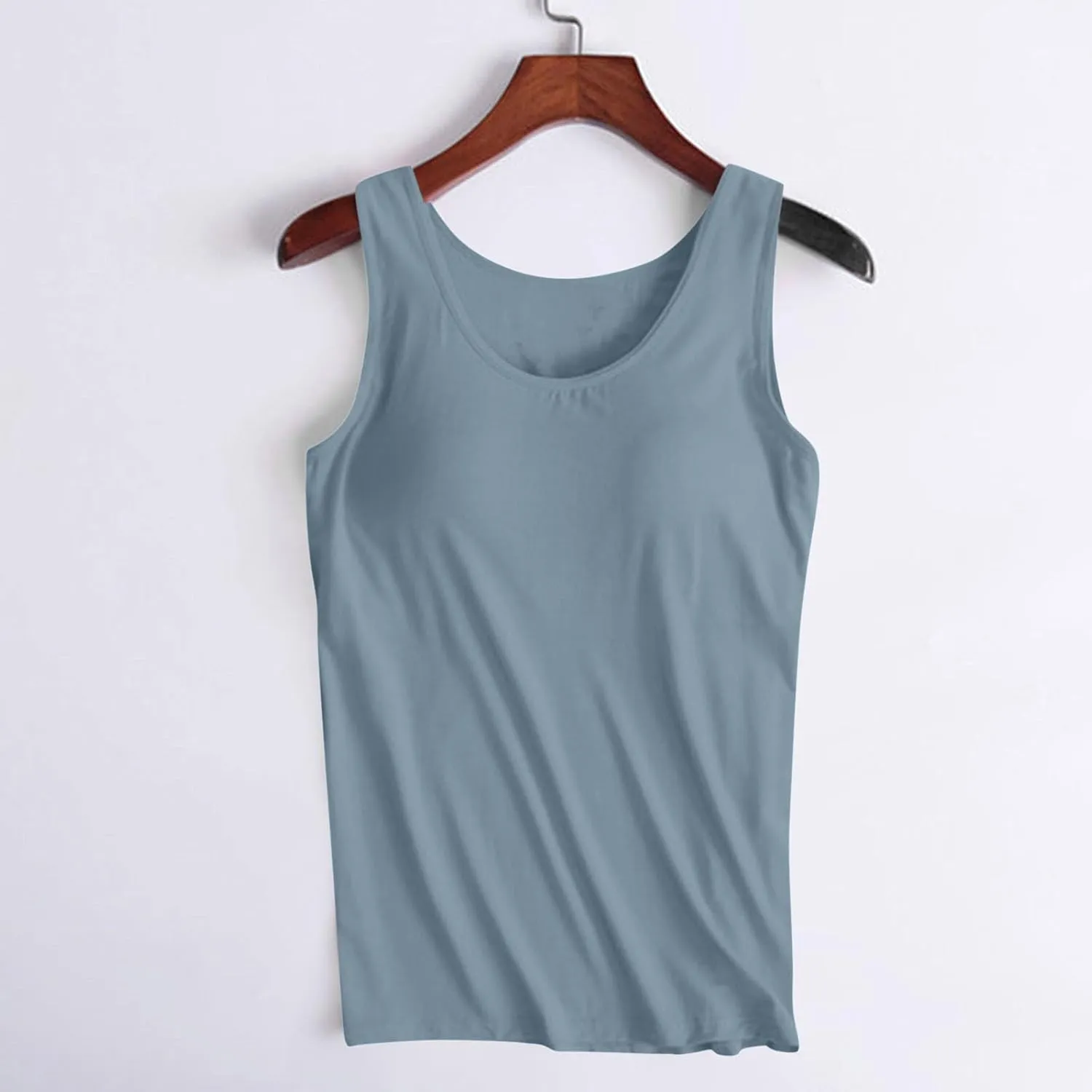 Tank Tops for Women Plus Size Ladies Sleeveless Wider Strap Camisole Tops Built in Padded Casual Workout Basic Tanks