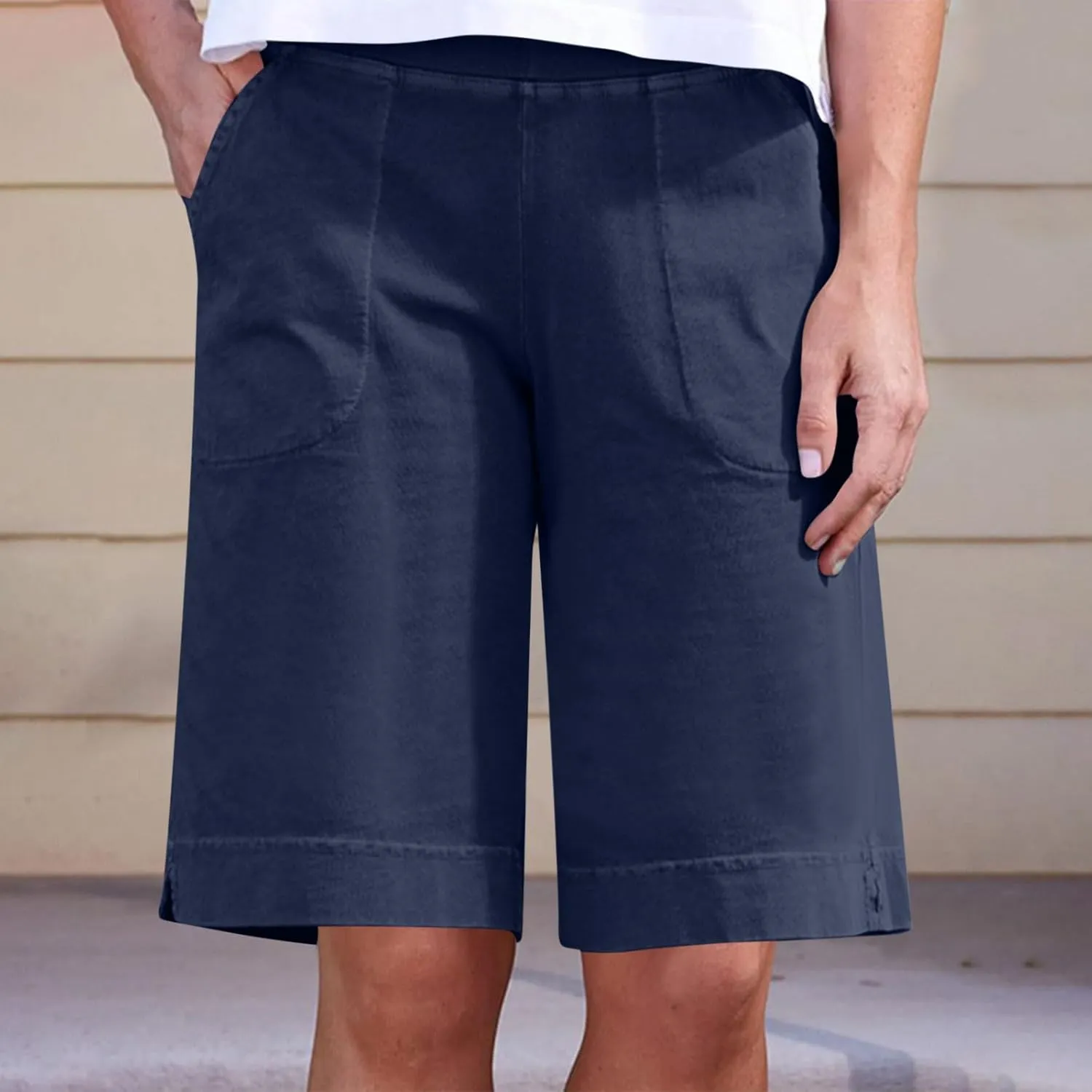 Womens Bermuda Shorts with Pockets Elastic Waist Cotton Linen Pant Casual Beach Holiday Vacation Bottoms Summer Shorts